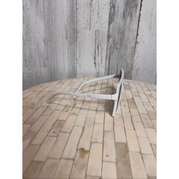 White Oversized Square Sunglasses Retro Shield Frame - Picture 2 of 5